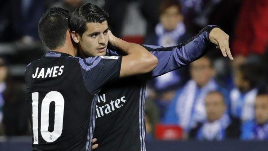 Morata, bigolejador d&#039;ahir a la nit, s&#039;abraça amb James Rodríguez