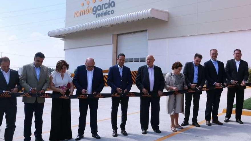 Un momento de la inauguración de la factoría de Ramón García en Querétaro.