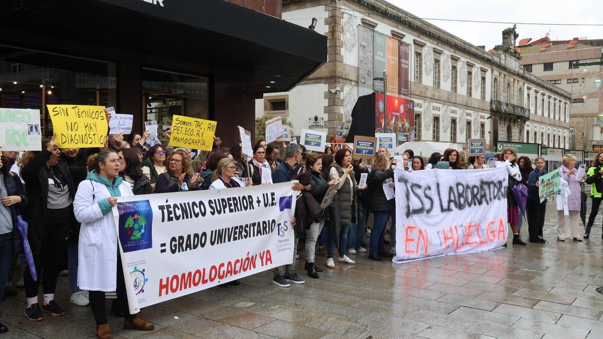 Manifestación técnicos sanitarios en su segunda jornada de huelga