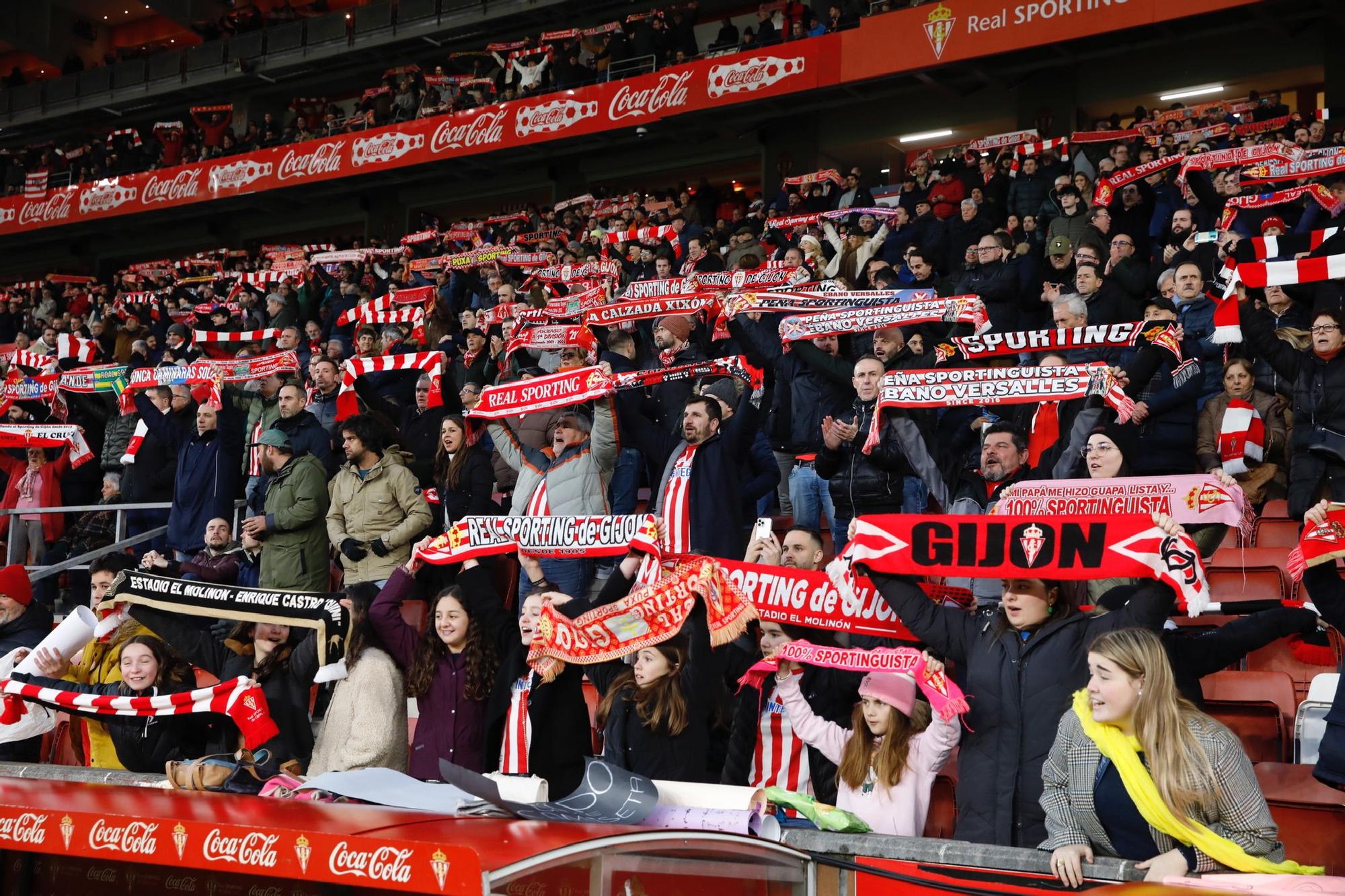 En imágenes: Así fue el Sporting-Málaga disputado en El Molinón