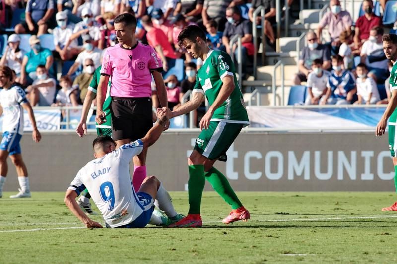 Partido de fútbol: CD Tenerife - Amorebieta