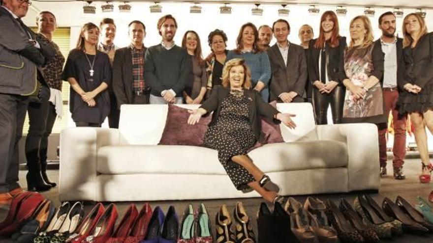 Teresa Campos lanza su colección de zapatos fabricada en Elda