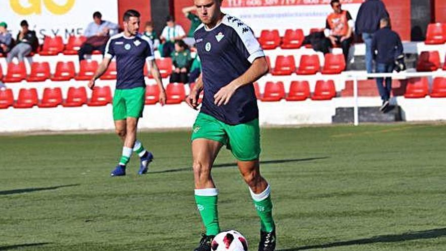 Diego González, aposta jove per a l&#039;eix de la defensa del Llagostera