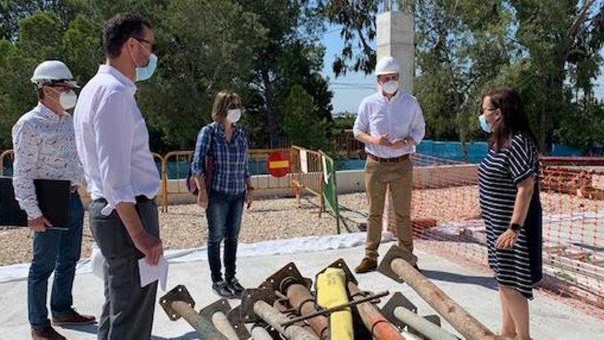 Un instante de la visita a los colegios de Valverde y La Galia durante la mañana de hoy