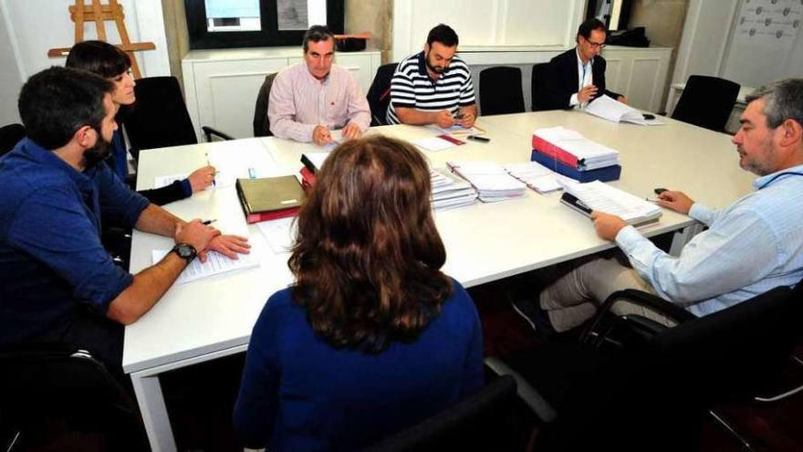 Una reunión anterior del Consello da Xerencia de Urbanismo de Vilagarcía. // Iñaki Abella