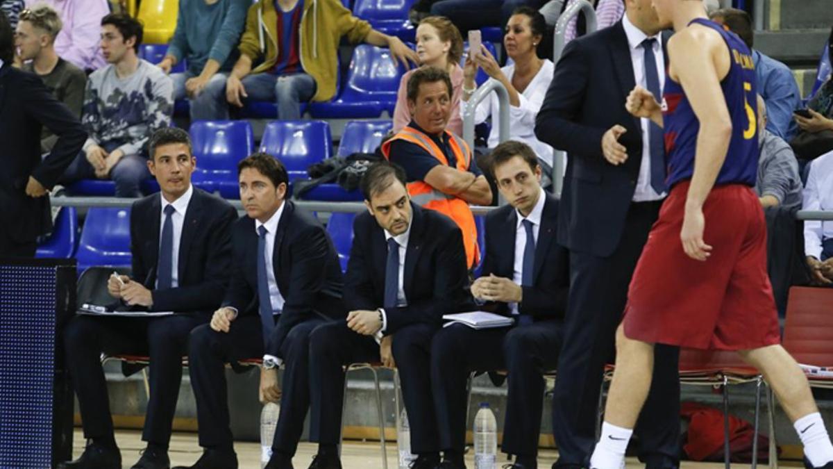 La afición considera a Xavi Pascual responsable de los malos resultados