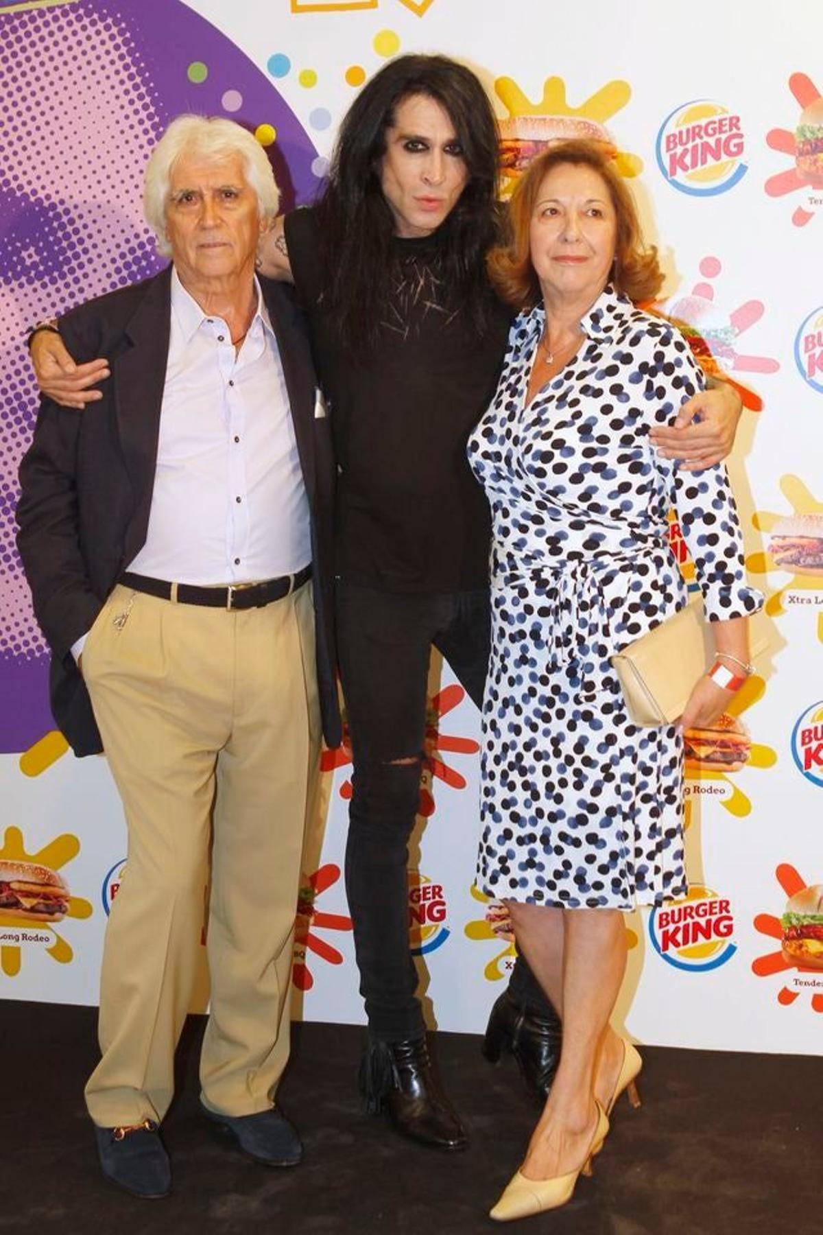 Mario Vaquerizo y sus padres