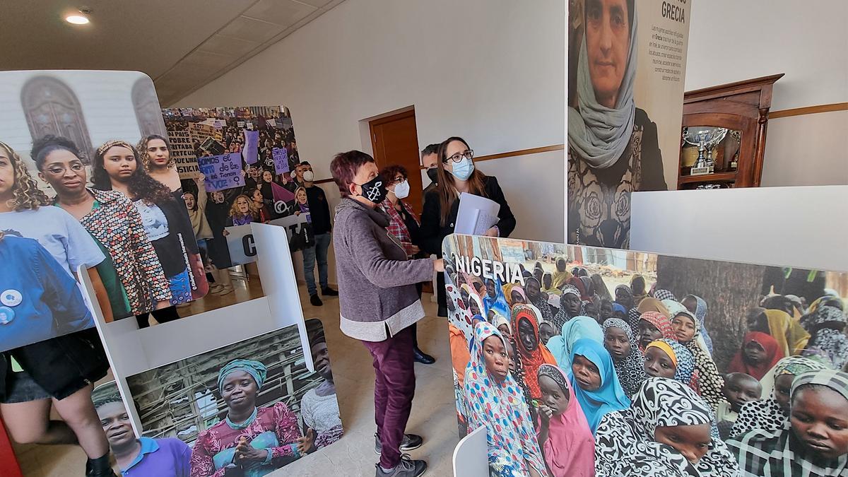 La Residencia Universitaria Hernán Cortés de Badajoz ofrece la exposición 'Mujeres en Lucha' de Amnistía Internacional