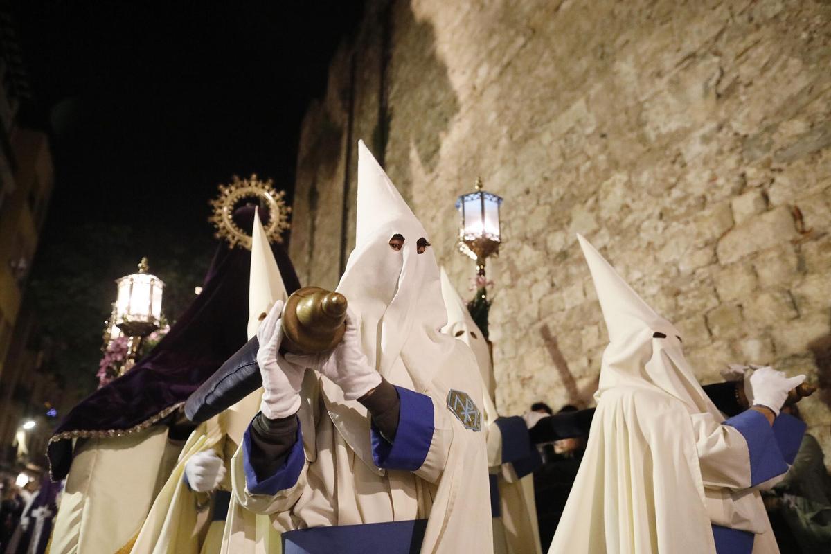 Girona. Catedral Barri Vell. Processo del Sant enterrament 2025. Setmana Santa.