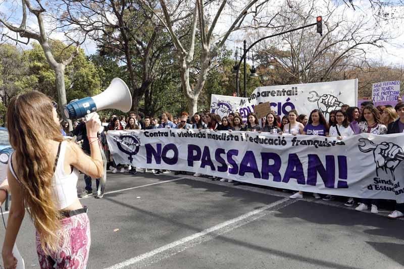 Manifestación de los estudiantes en Valencia contra el pin parental