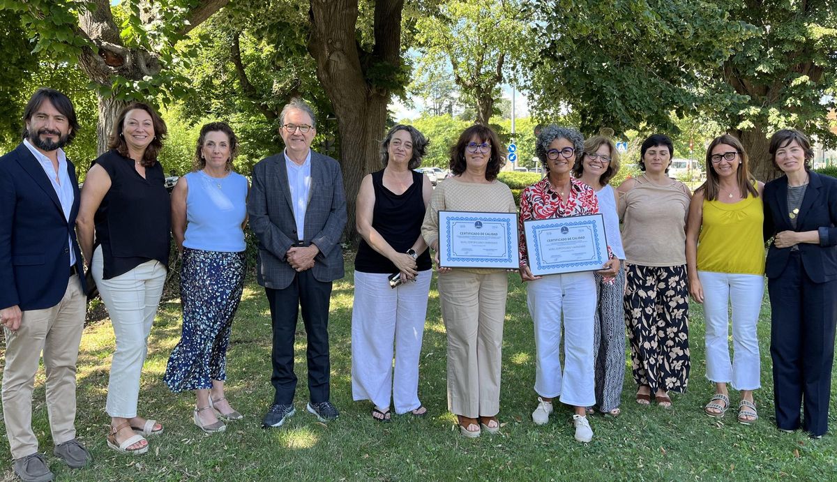 Lliurament del certificat al Parc Hospitalari de Salt.