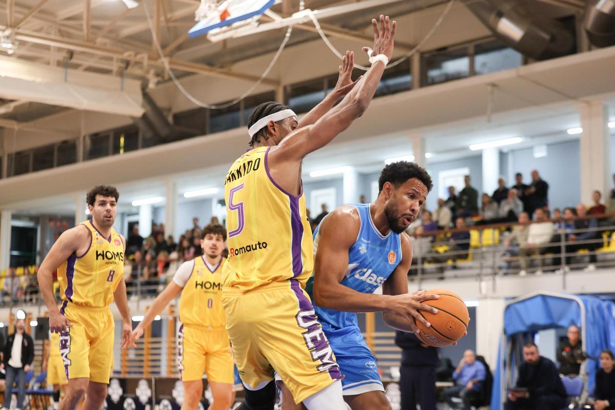 Galería: triunfo del Class Sant Antoni frente al Homs Mataró