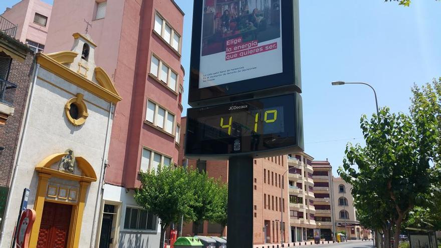 Los termómetros al sol engañan, aunque la temperatura más alta de las ciudades españolas se la ha llevado Murcia