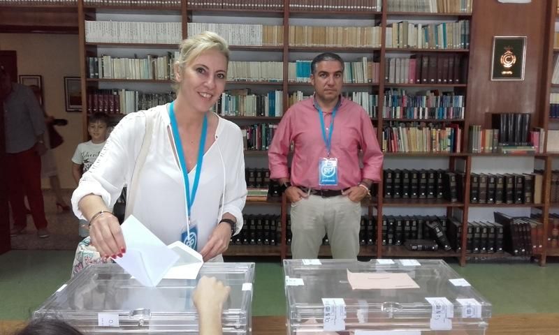 26J | Los políticos malagueños acuden a votar