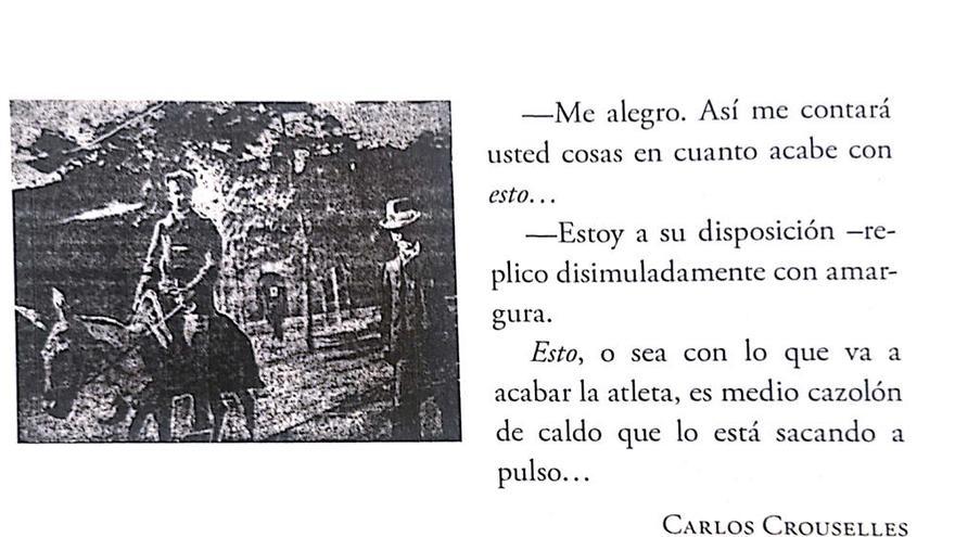 La página, reproducida con el permiso de la Editorial Renacimiento, nos muestra una de las pocas fotos de la edición original de &#039;A París en burro&#039;, de 1906, en la que se ve al periodista malagueño Carlos Crouselles en mitad de su aventura de marchar de Madrid a París en este medio de transporte. En el viaje le acompañó también en burro el periodista madrileño Javier Bueno. Publicado originalmente por entregas en el diario España Nueva, tardaron 89 días en cubrir la distancia. En cada jornada se iban alternando para escribir y firmar las entregas.