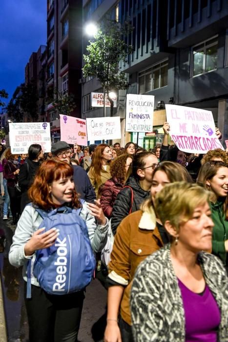 GENTE Y CULTURA 07-03-19  LAS PALMAS DE GRAN CANARIA. 8M Día Internacional de la Mujer. Manifestación por el 8M Día Internacional de la Mujer. FOTOS: JUAN CASTRO