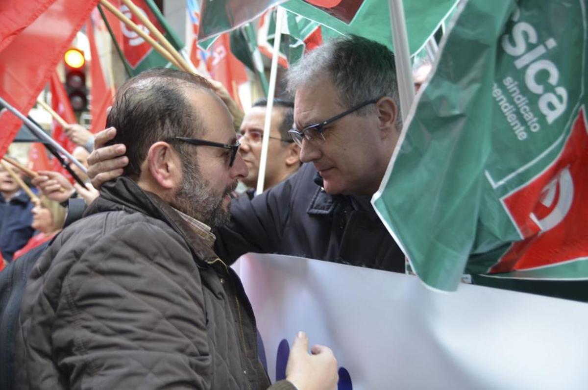 Empleados de las antiguas cajas reclaman avances en su covenio