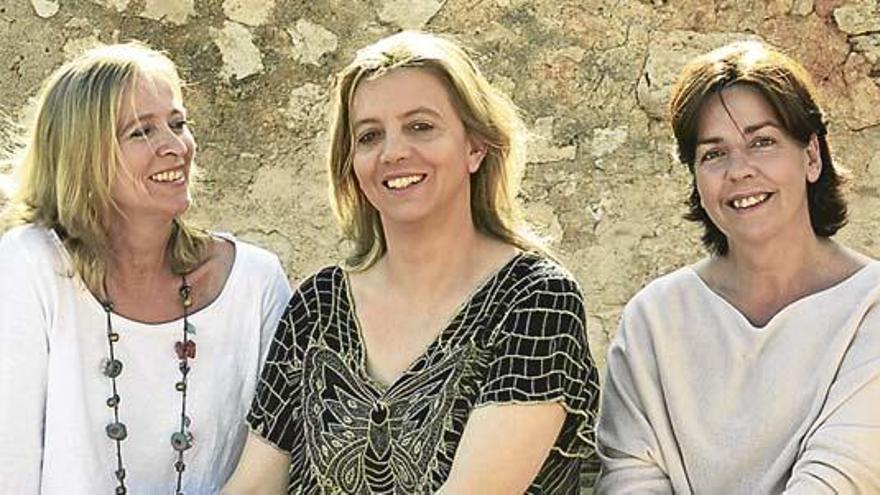 Entreveus: Silke Hamann, Francesca Suau und Antònia Suau (v. li.).