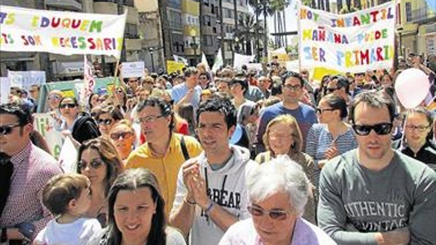 La defensa de la concertada reúne a cientos de personas en Benicarló