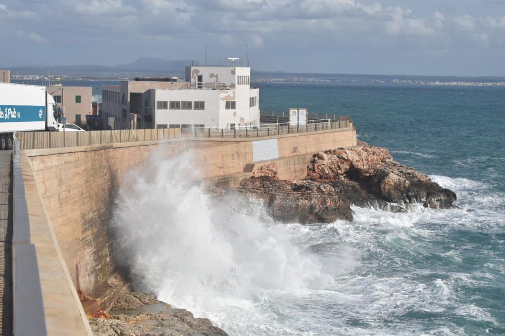 Temporal en la bahía de Palma