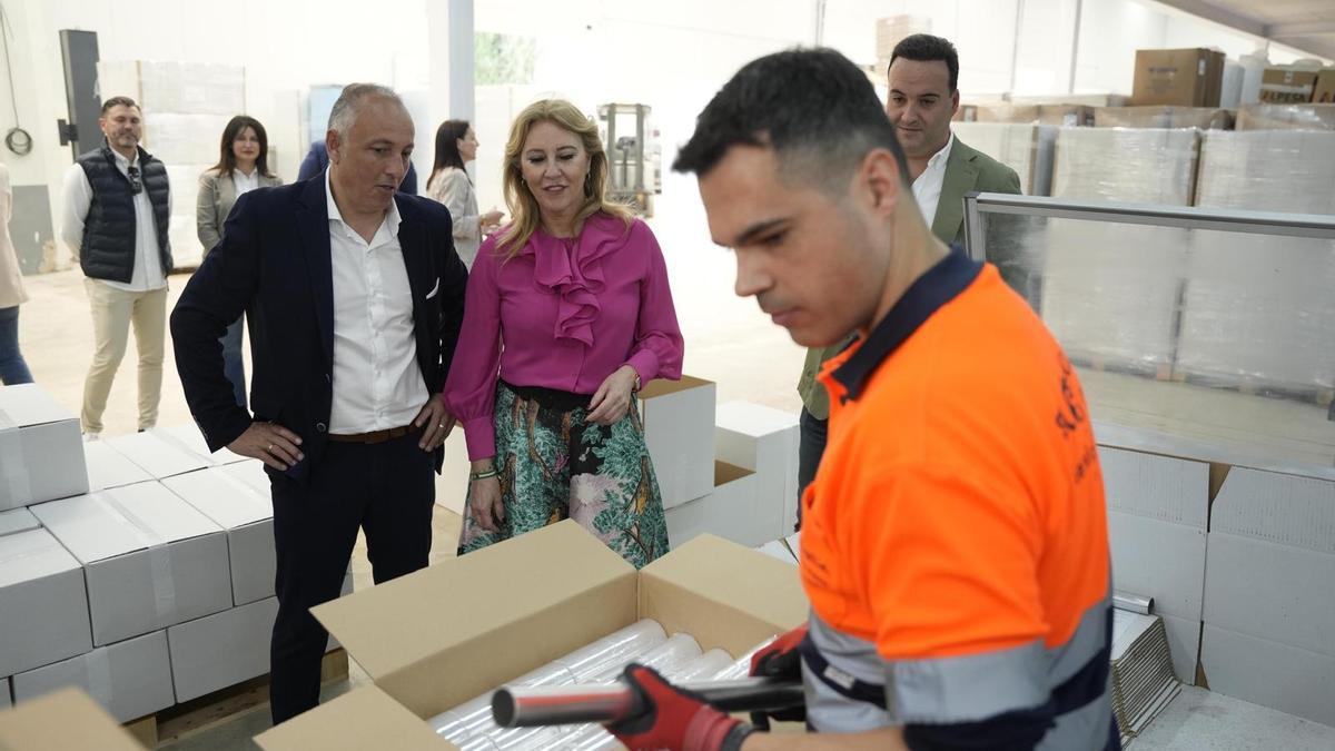 Visita de la consejera a Priego de Córdoba.