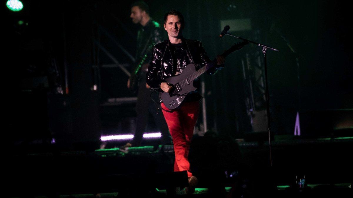 Matt Bellamy, en el concierto de Muse en San Mamés, la noche del sábado