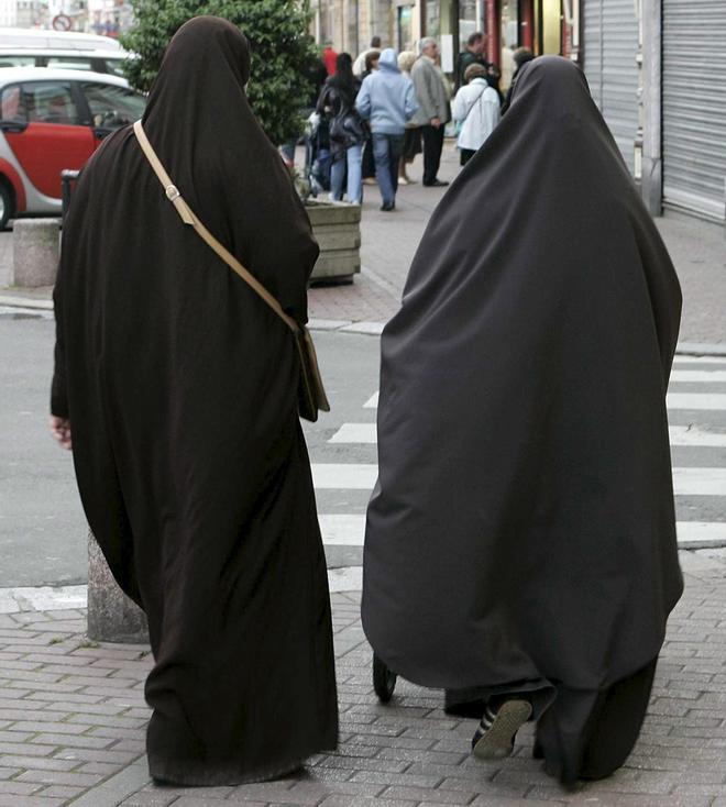 El Congreso activa una comisión para estudiar la prohibición del burka y el niqab
