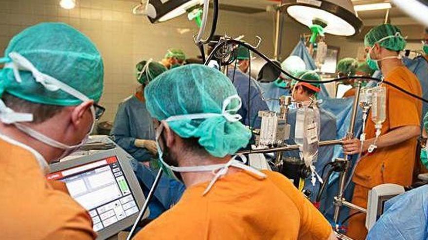 Pla general de la intervenció d&#039;implantació d&#039;un cor artificial total a l&#039;Hospital de Bellvitge