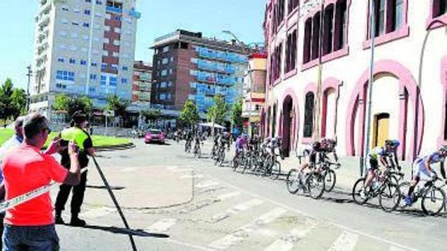 La Vuelta va passar per Manresa fa quatre anys | ARXIU/JORDI BIEL