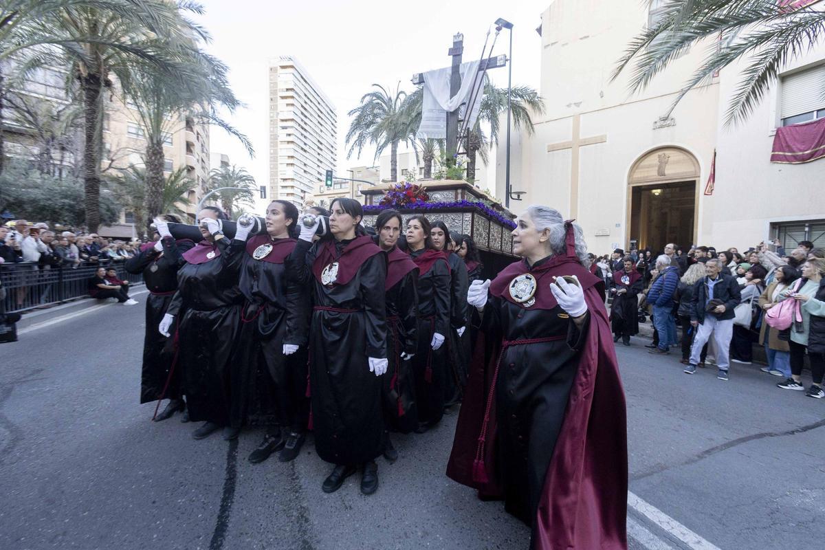 Semana Santa en Alicante 2026: Procesión de la Hermandad de la Santa Redención en el Jueves Santo