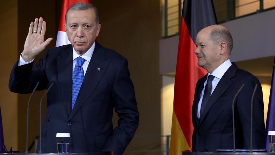 Erdogan clama en Berlín contra la &quot;guerra desigual&quot; que sufre Palestina