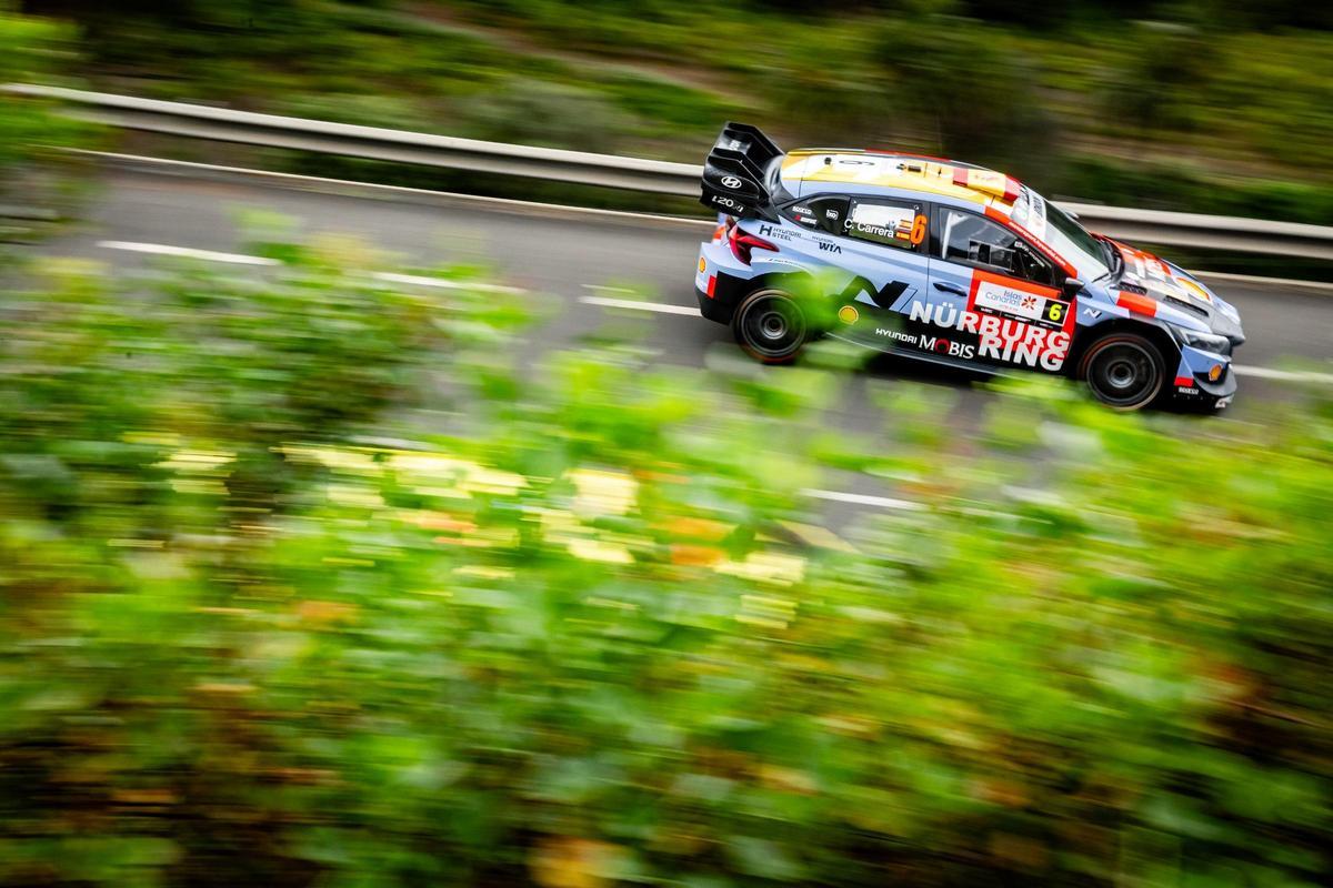 Alejandro Cachón en uno de los tramos de la jornada de hoy en el Rally Islas Canarias.