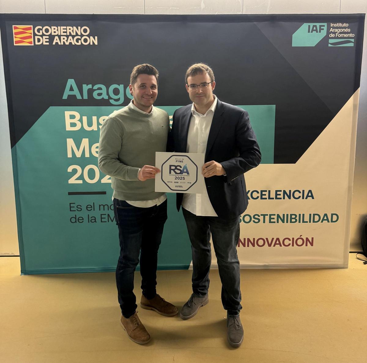 Alejandro Martínez, a la derecha, y Ángel Bernad, responsables de la empresa Alan Commissioning.