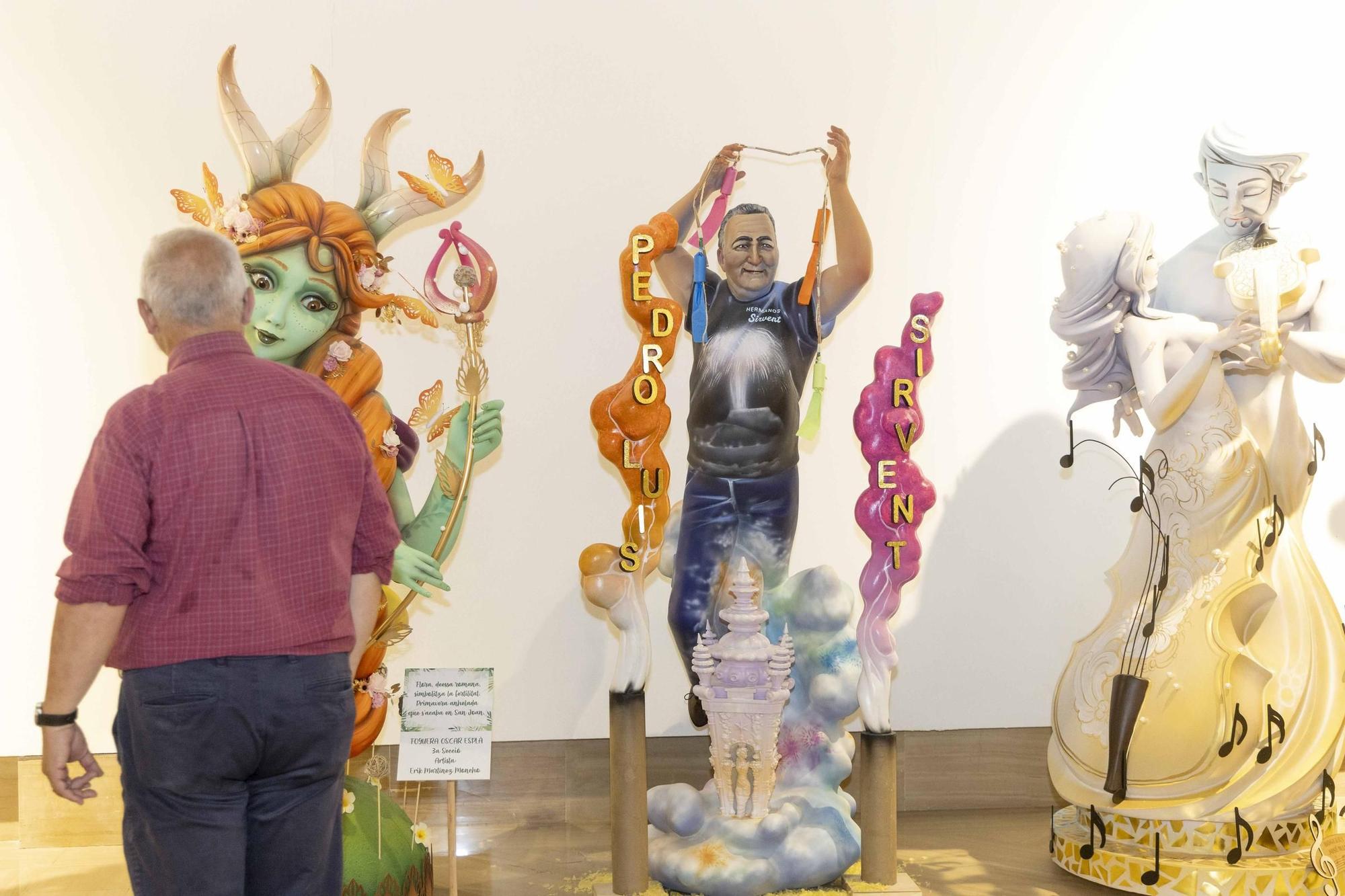 La exposición del Ninot, un homenaje a Pedro Luis Sirvent