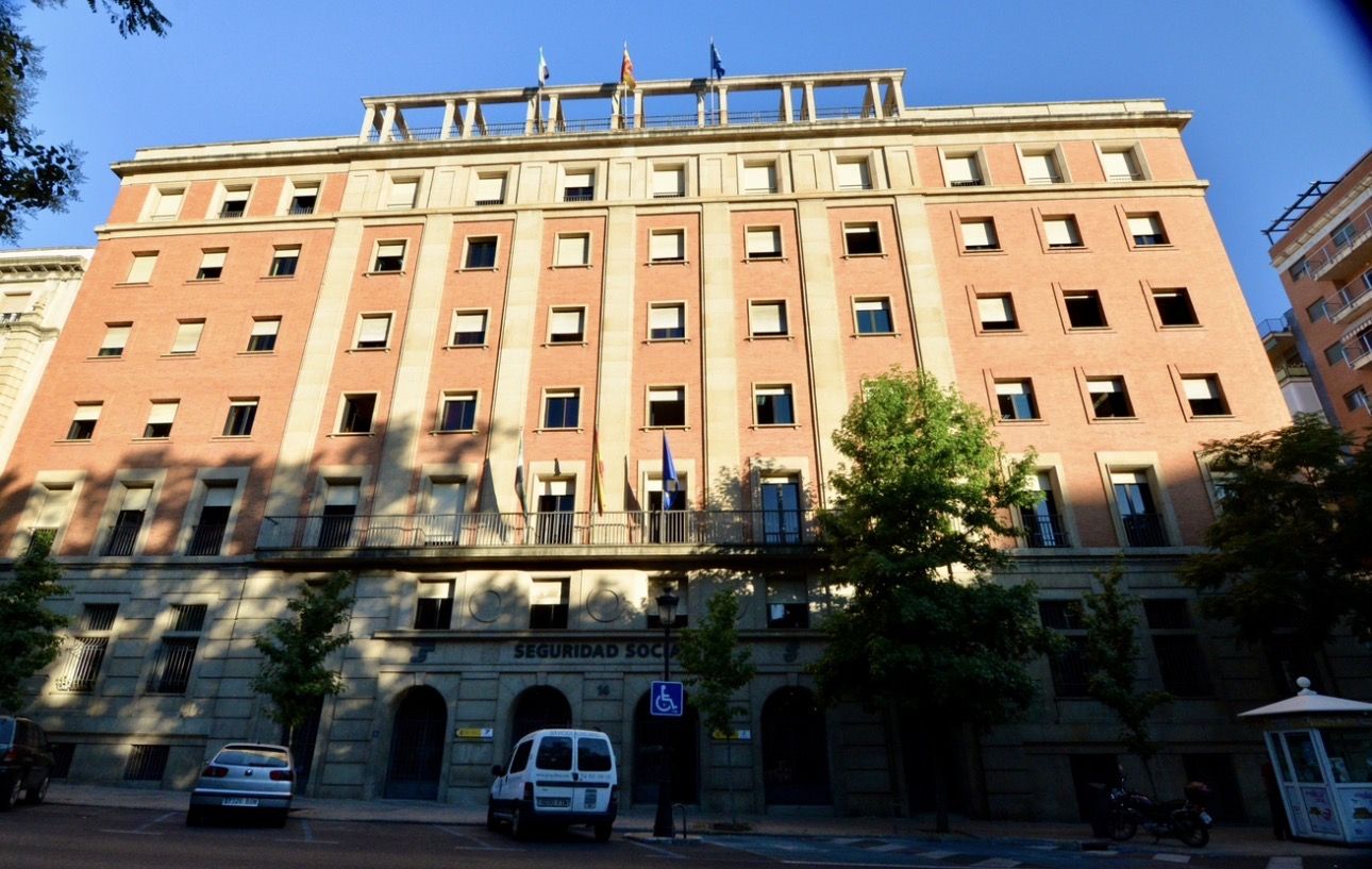 Dirección provincial de la Seguridad Social, en la Avenida de España en Cáceres.