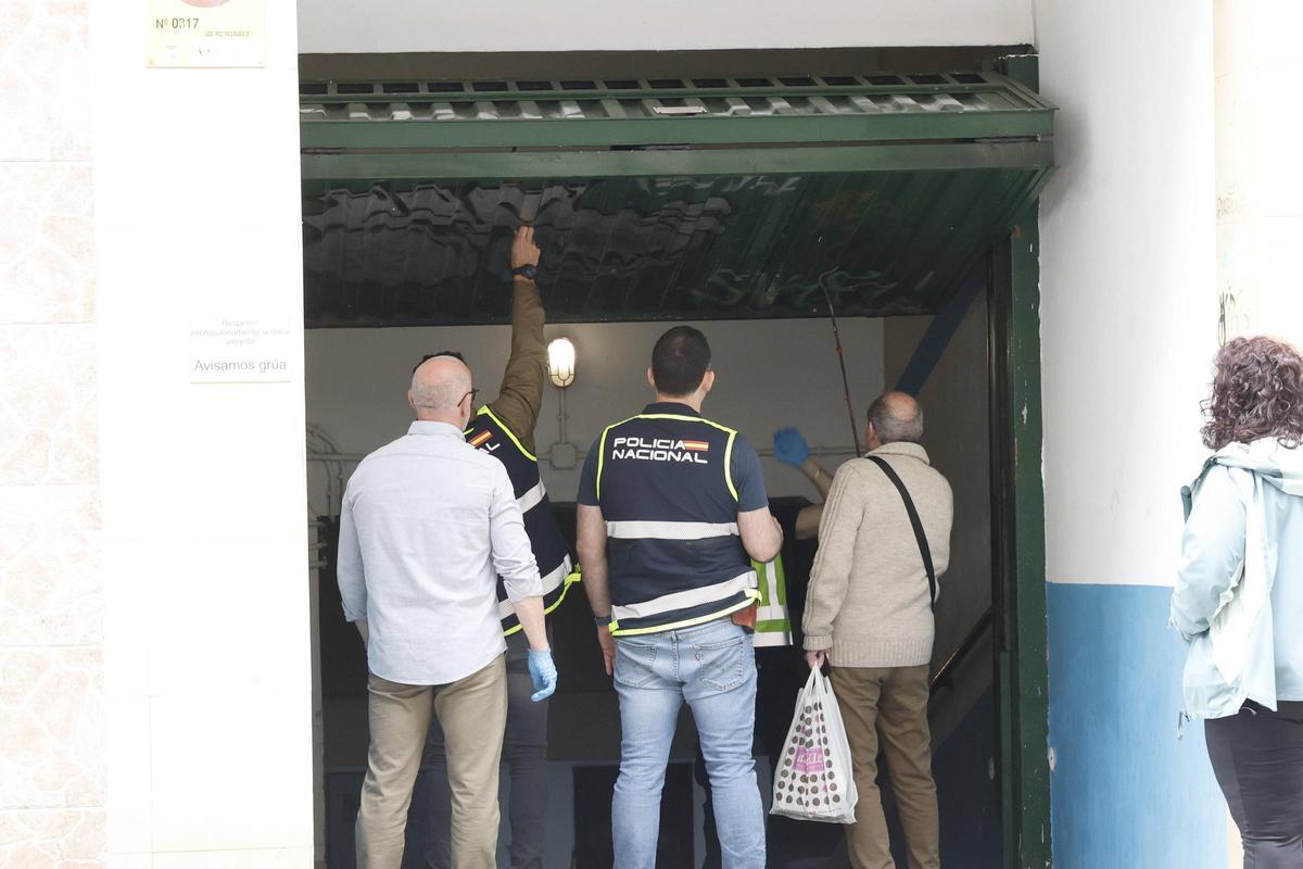 En imágenes: espectacular redada policial contra el tráfico de armas en Gijón