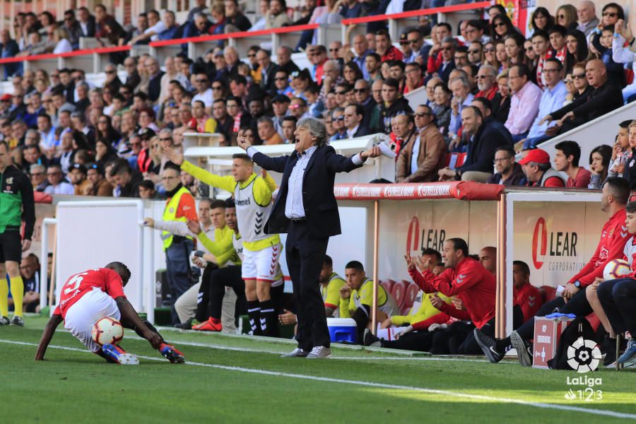 Dani Pacheco, que entró en la segunda mitad, marcó el tanto de la victoria del equipo blanquiazul, que vuelve a ganar después de un mes