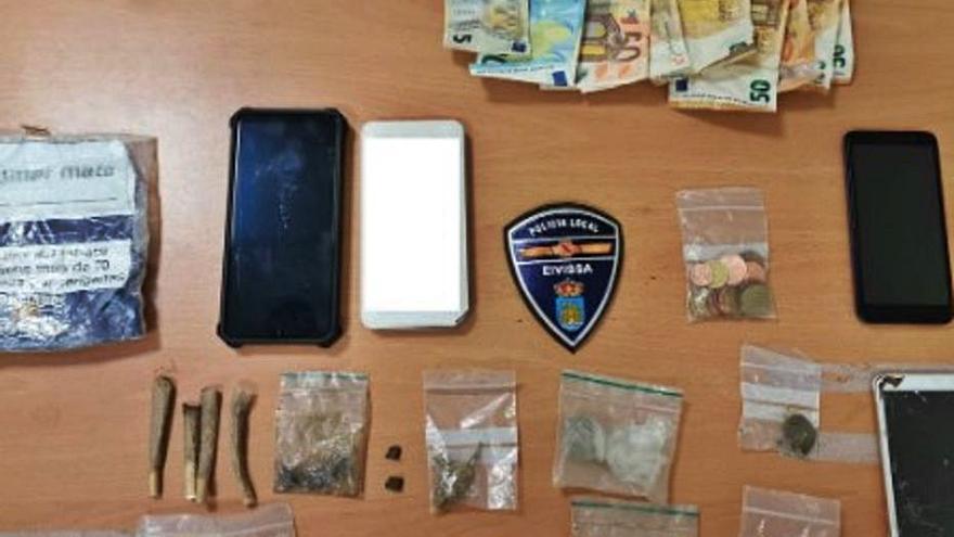 Material incautado por la Policía Local. | Ayuntamiento Eivissa