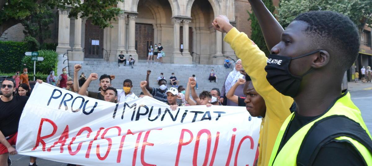 Manifestació de suport a en Wubi i contra les agressions policials el juny passat a Manresa