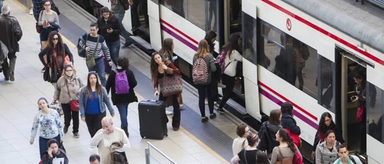 Duelo electoral: sanidad vs. trenes