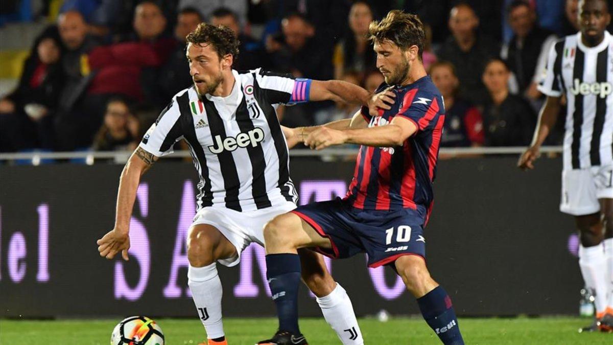 Marchisio disputando un partido con la Juventus