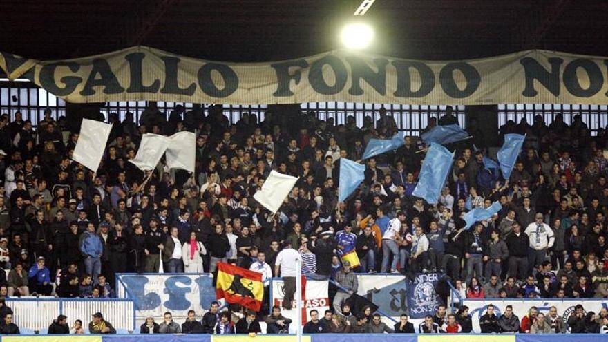 Dos heridos leves en una pelea entre ultras antes del Zaragoza-Racing