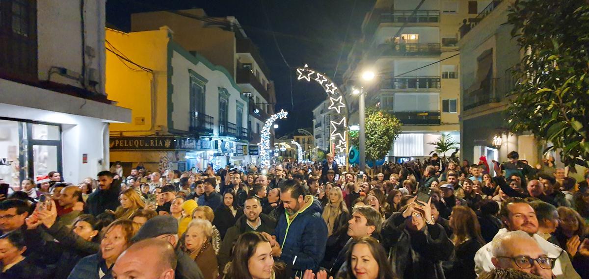 Un instante del estreno del nuevo espectáculo de luz y sonido en Vélez-Málaga.