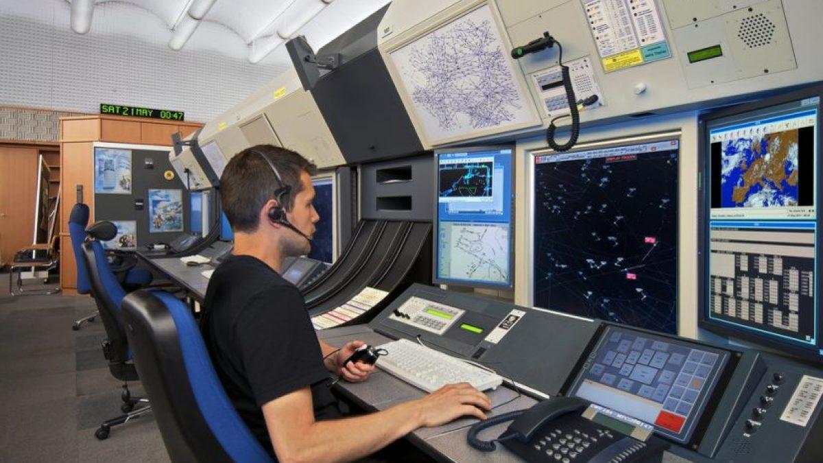 Los controladores aéreos suelen tener una gran paga y excelentes condiciones laborales