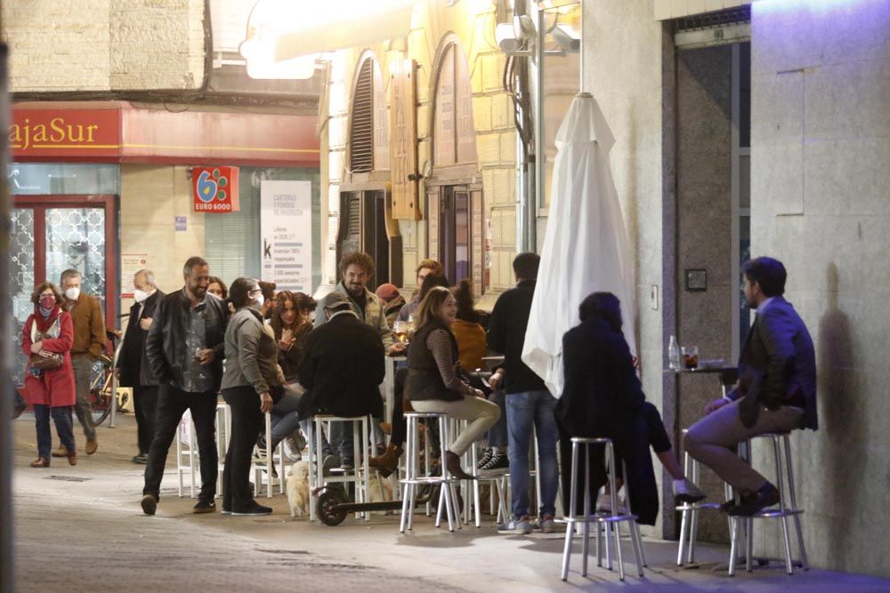 Viernes noche hasta las 10:30