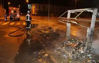 Un pirómano suelto en Zamora: sus rutas y pifias en los barrios de la periferia