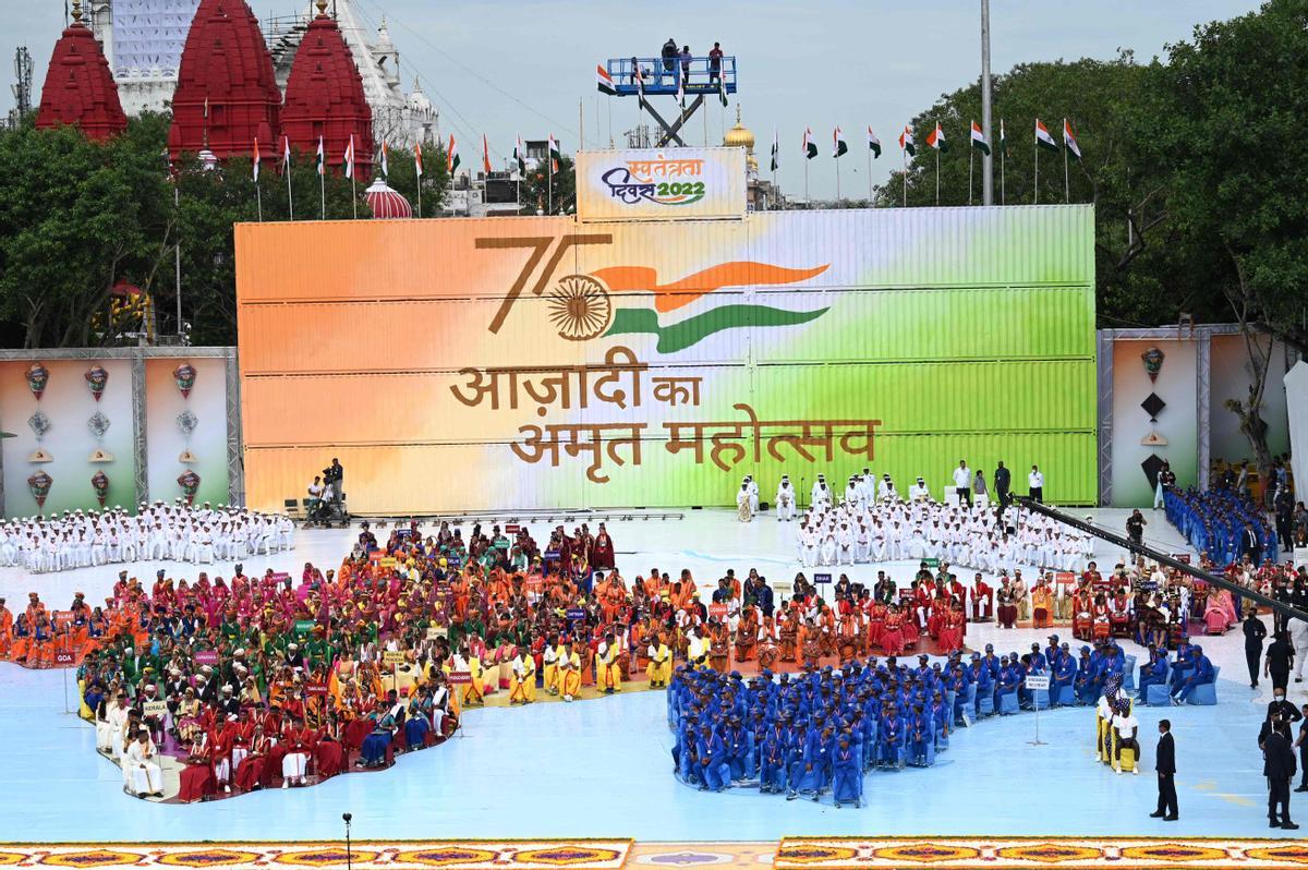 La India celebra este lunes 75 años de su independencia del imperio británico, con una ceremonia desarrollada en el Fuerte Rojo.