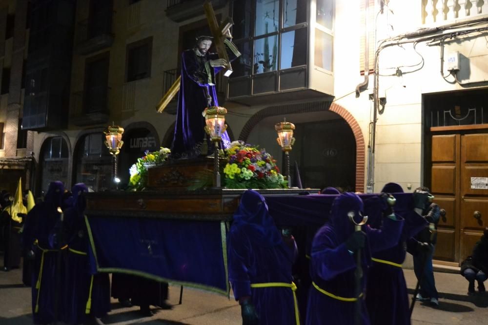 La Procesión de las Tinieblas enmudece la ciudad