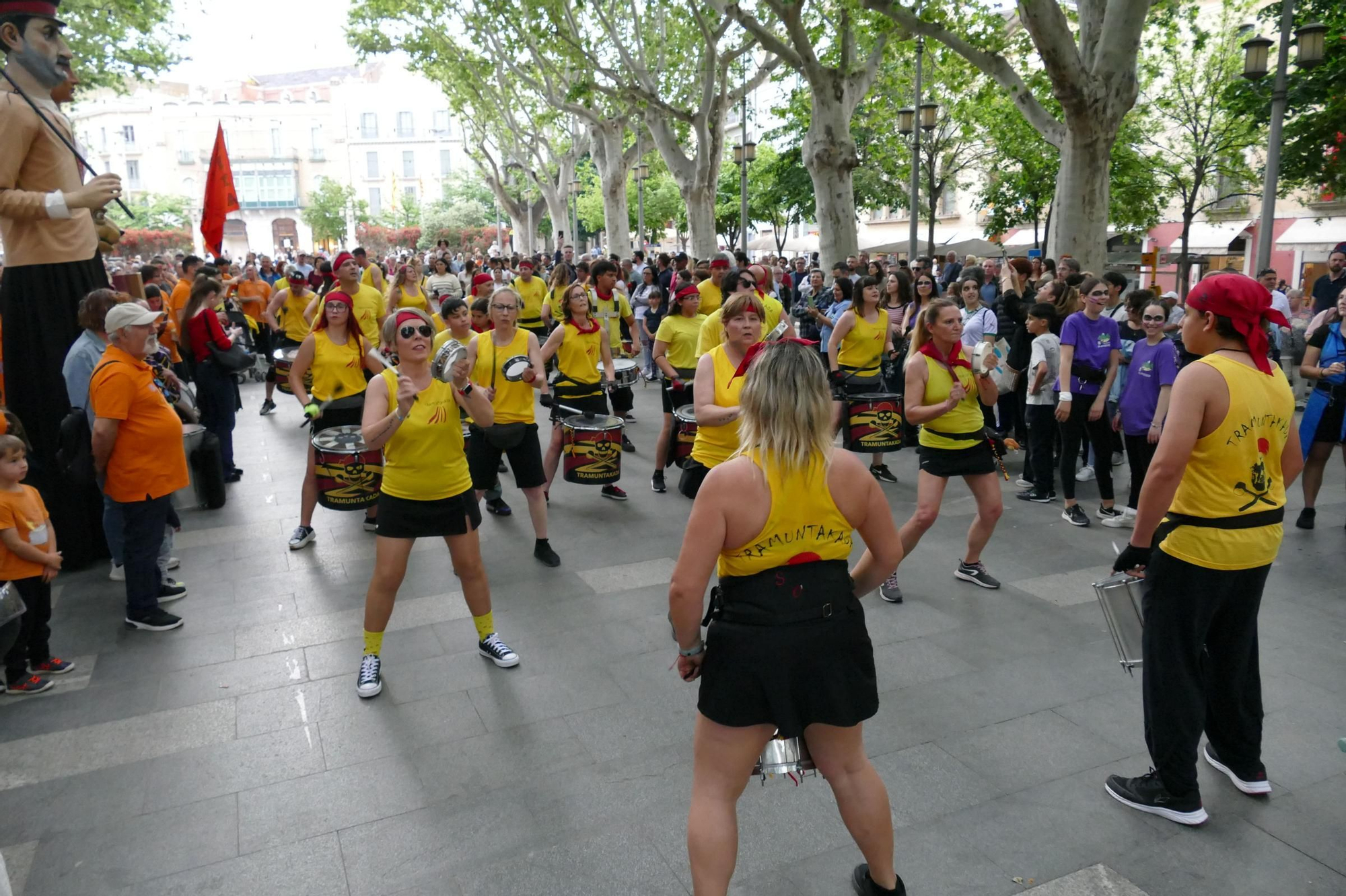 La Tramuntakada Festival Figueres recorre diferents carrers del rovell de l'ou