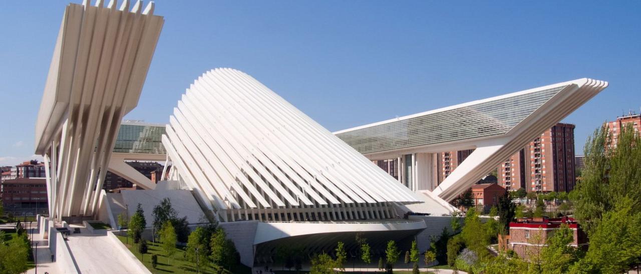 La entrada del centro comercial del Calatrava, antes de su cierre. | |  MIKI LÓPEZ